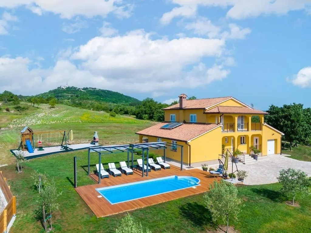Cosy Apartment In Potpican contacts